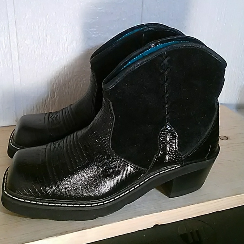 Ariat western square tip boots